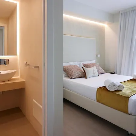 Double A Luxury Affittacamere 4*