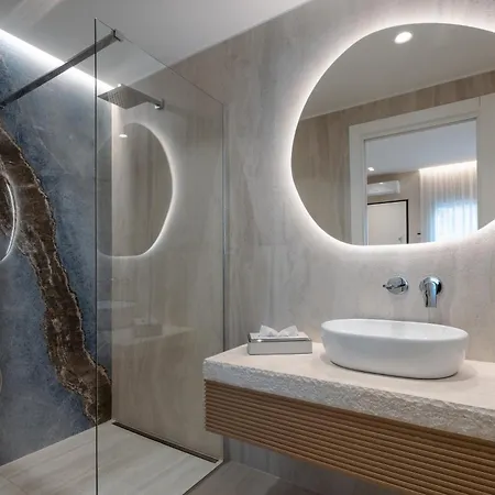 Guest house Double A Luxury 4*