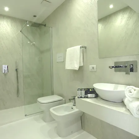 Double A Luxury Affittacamere 4*