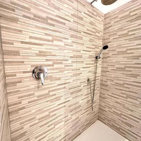 Гостевой дом Double A Luxury Ольбия