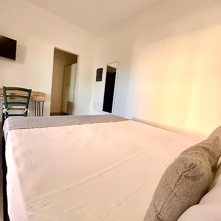 Double A Luxury Gæstehus Olbia