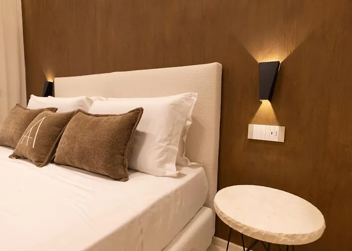 Double A Luxury אולביה