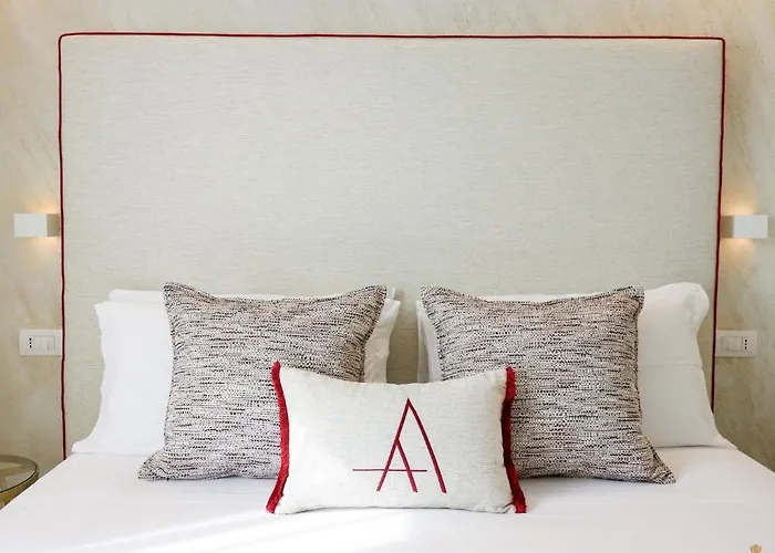 בית הארחה Double A Luxury 4*