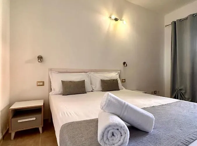 Double A Luxury בית הארחה