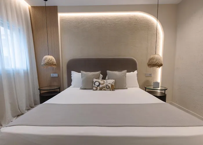 Double A Luxury 4* אולביה