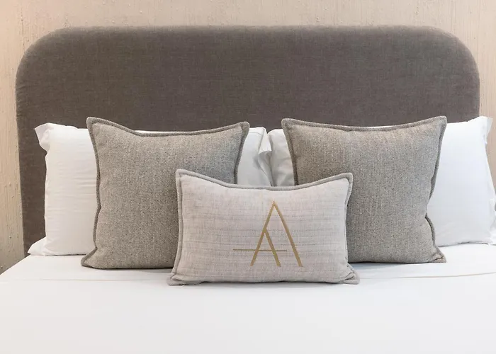 Double A Luxury 4* אולביה